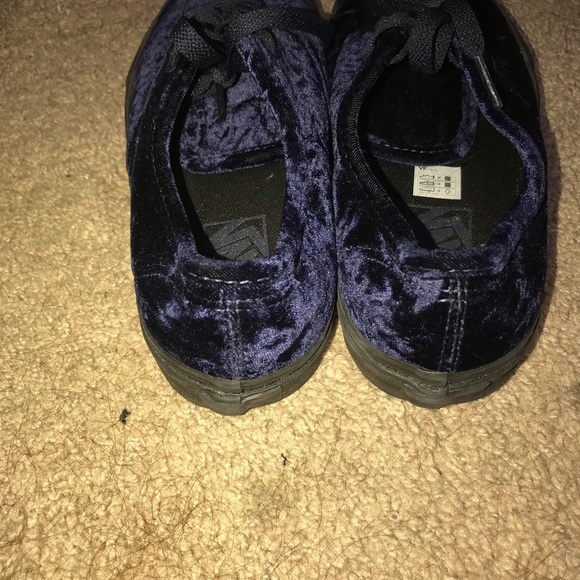 suede vans - Picture 5 of 6